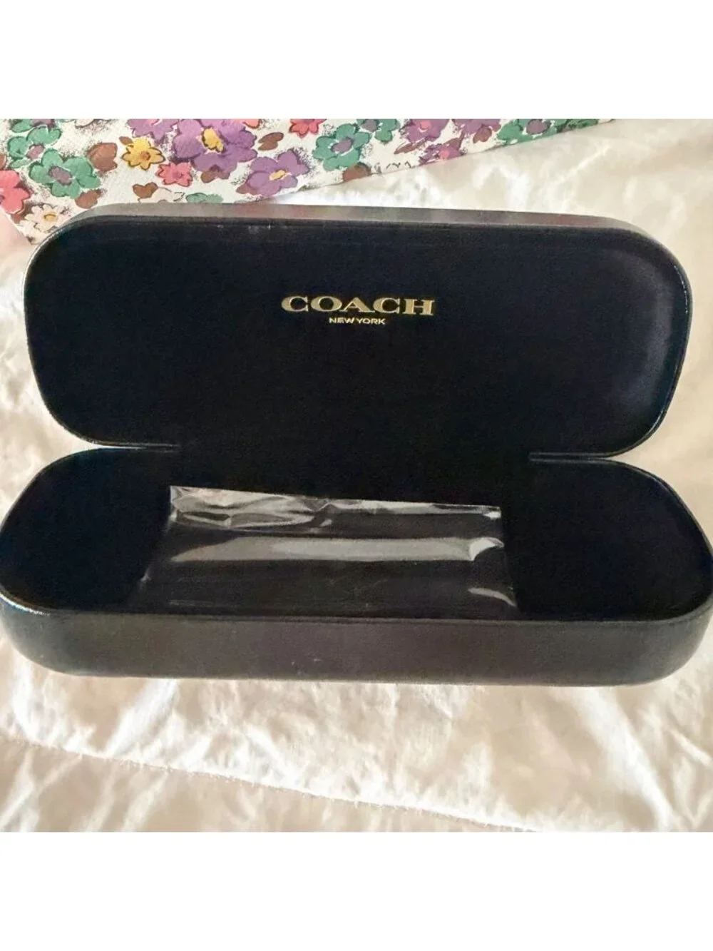 NWOT Coach Black Hard Eyeglass Sunglasses Case w/ Floral Gift Box
